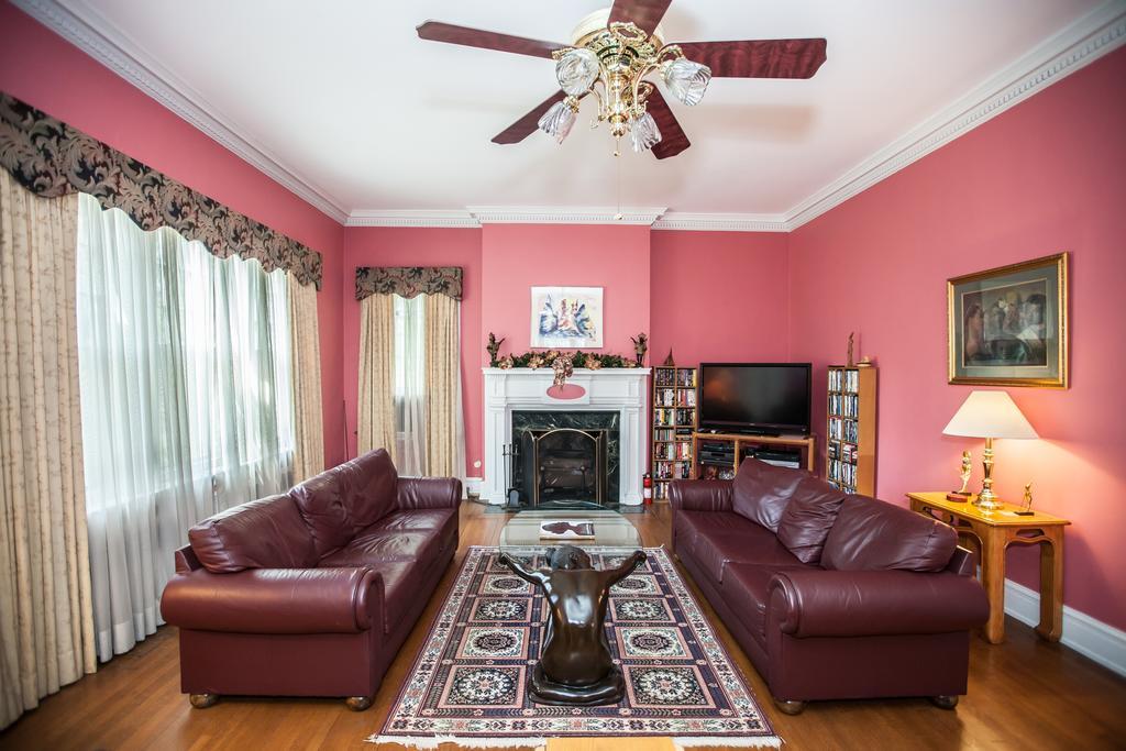 Morehead Manor Bed And Breakfast Durham Dış mekan fotoğraf